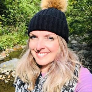 Meet your Posher, Annie